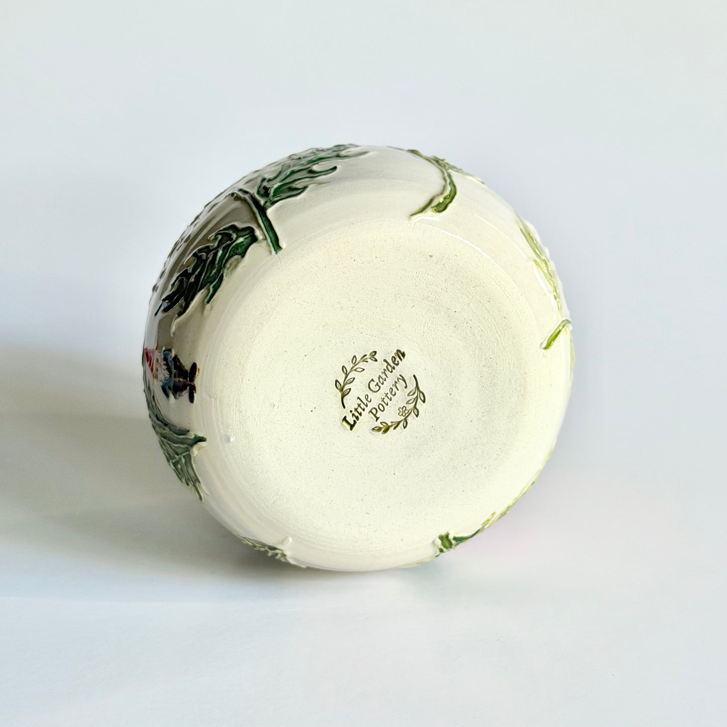 Botanical Cup: Poppy, Honeybee & Gnome #4120