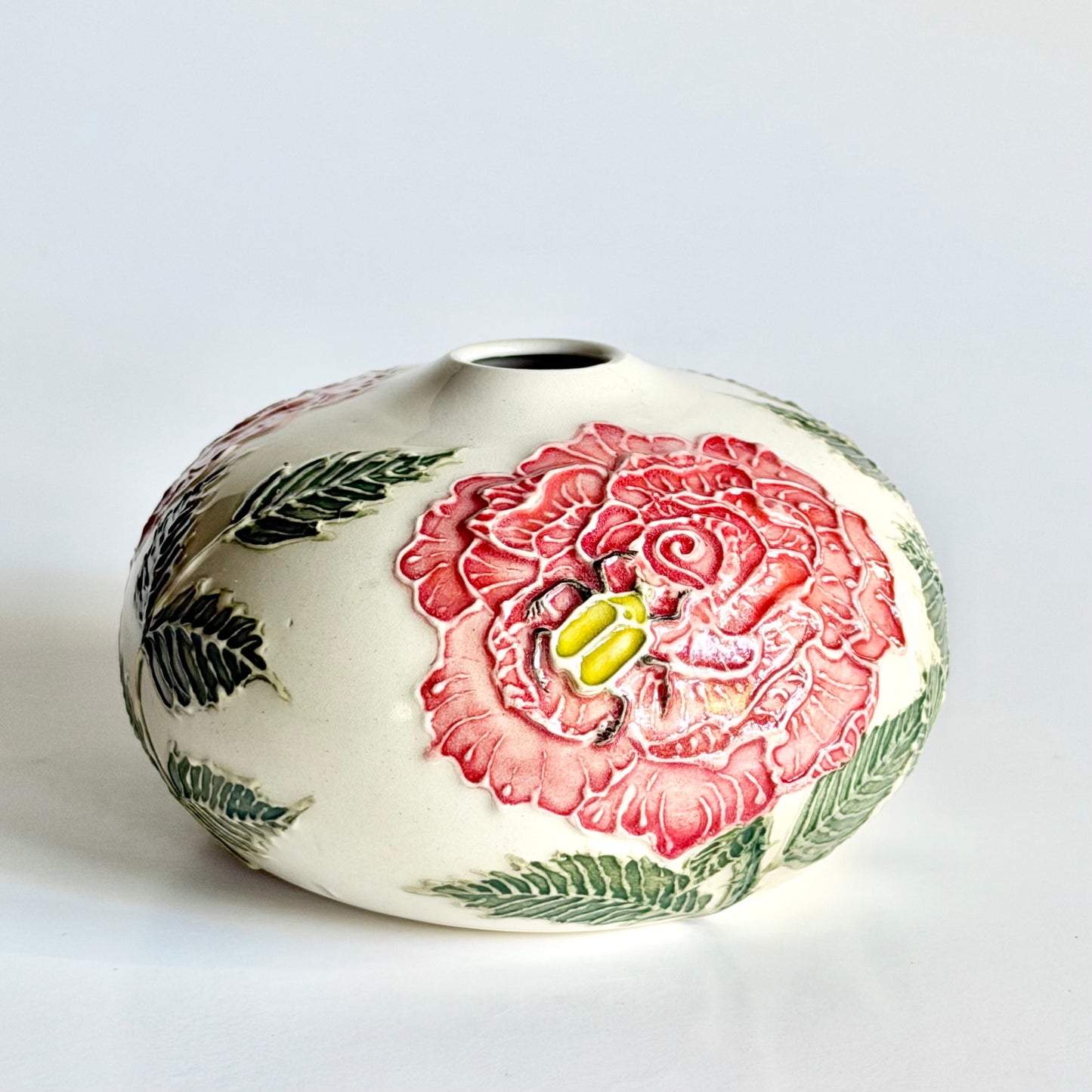 Botanical Vase: Rose & Beetle #4123