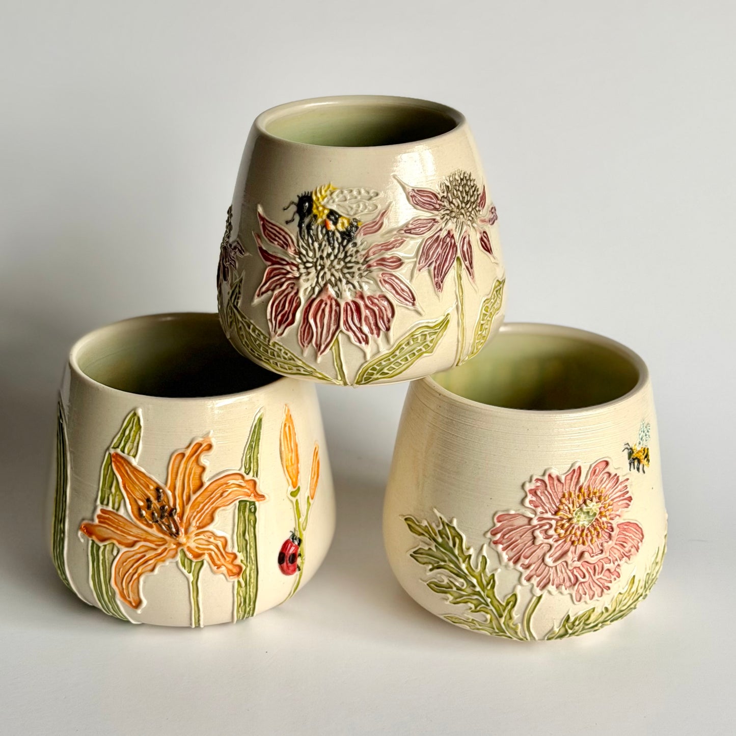 Botanical Cup: Poppy & Honeybee  #4136