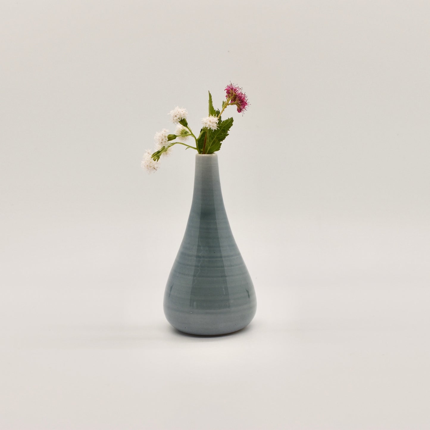 Eggshell Bud Vase #1005