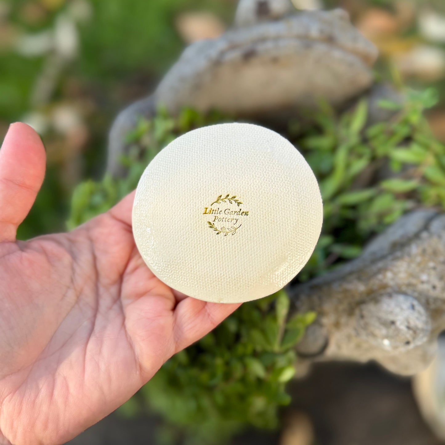 Trinket Dish Medium: Hummingbird & Fuchsia #4112