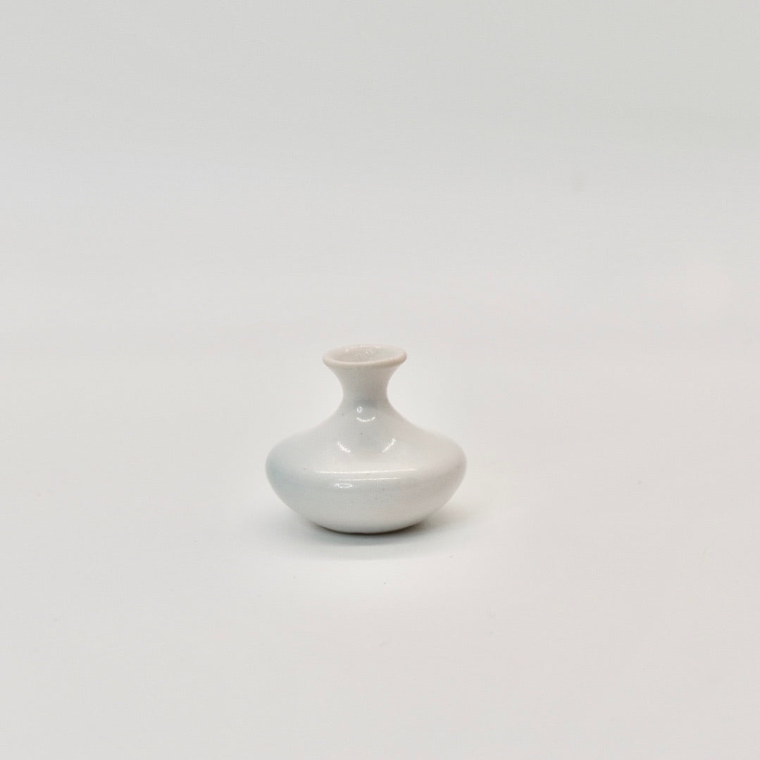 Mini Pearl Bud Vase #2023