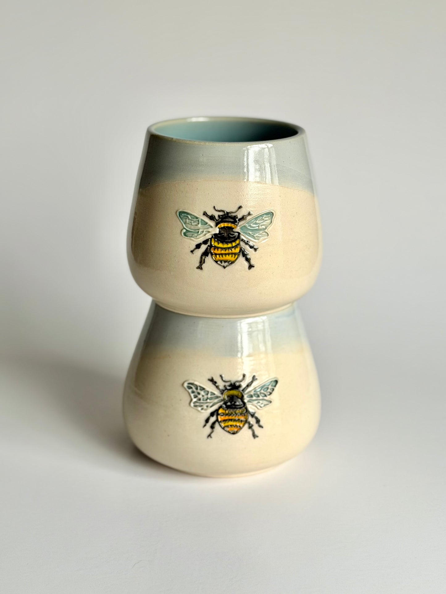 Winged Ones Cup: Bumblebee (A) #4152