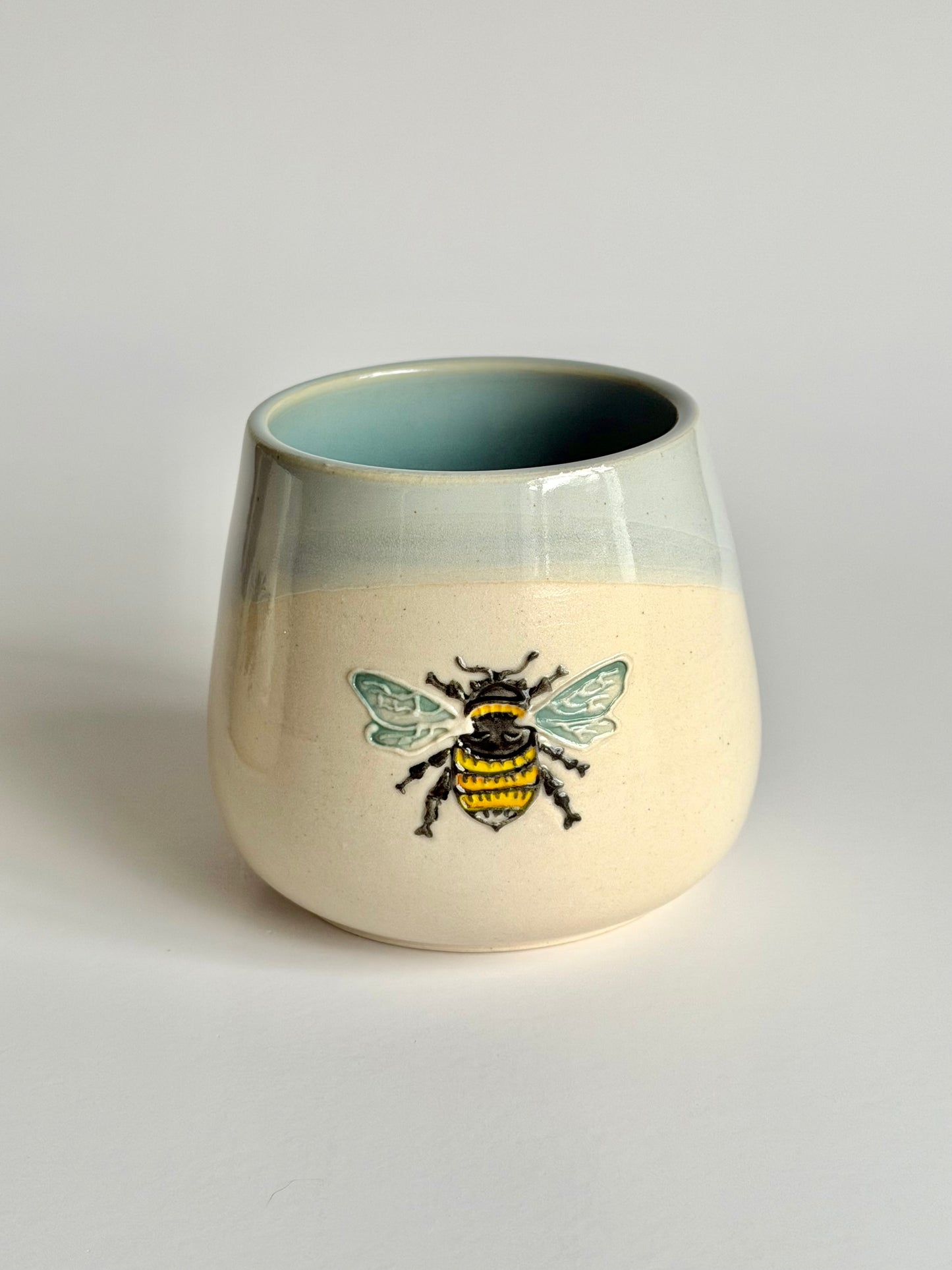 Winged Ones Cup: Bumblebee (B)  #4153
