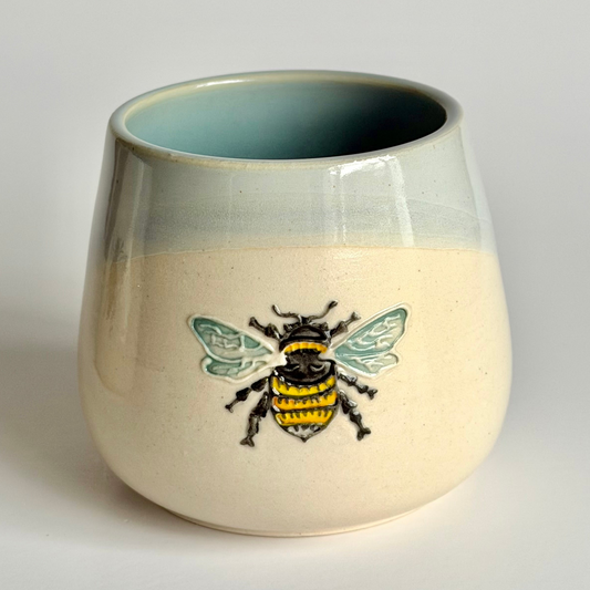 Winged Ones Cup: Bumblebee (B)  #4153