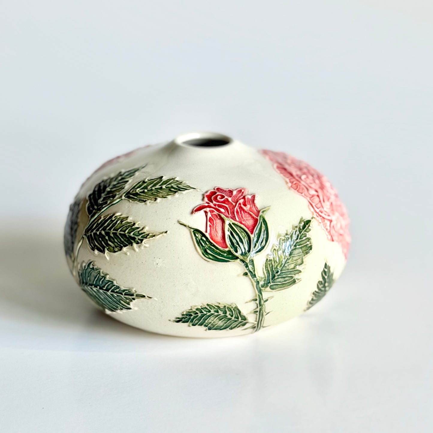 Botanical Vase: Rose & Beetle #4123