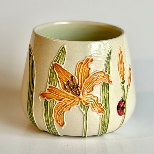 Botanical Cup: Daylily & Ladybug #4138