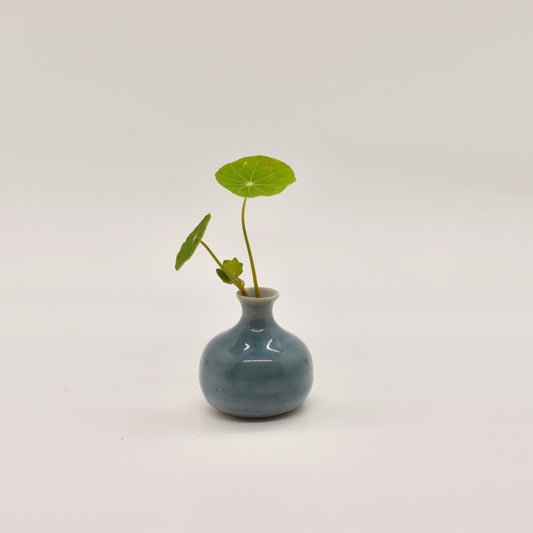Mini Eggshell Bud Vase #2020