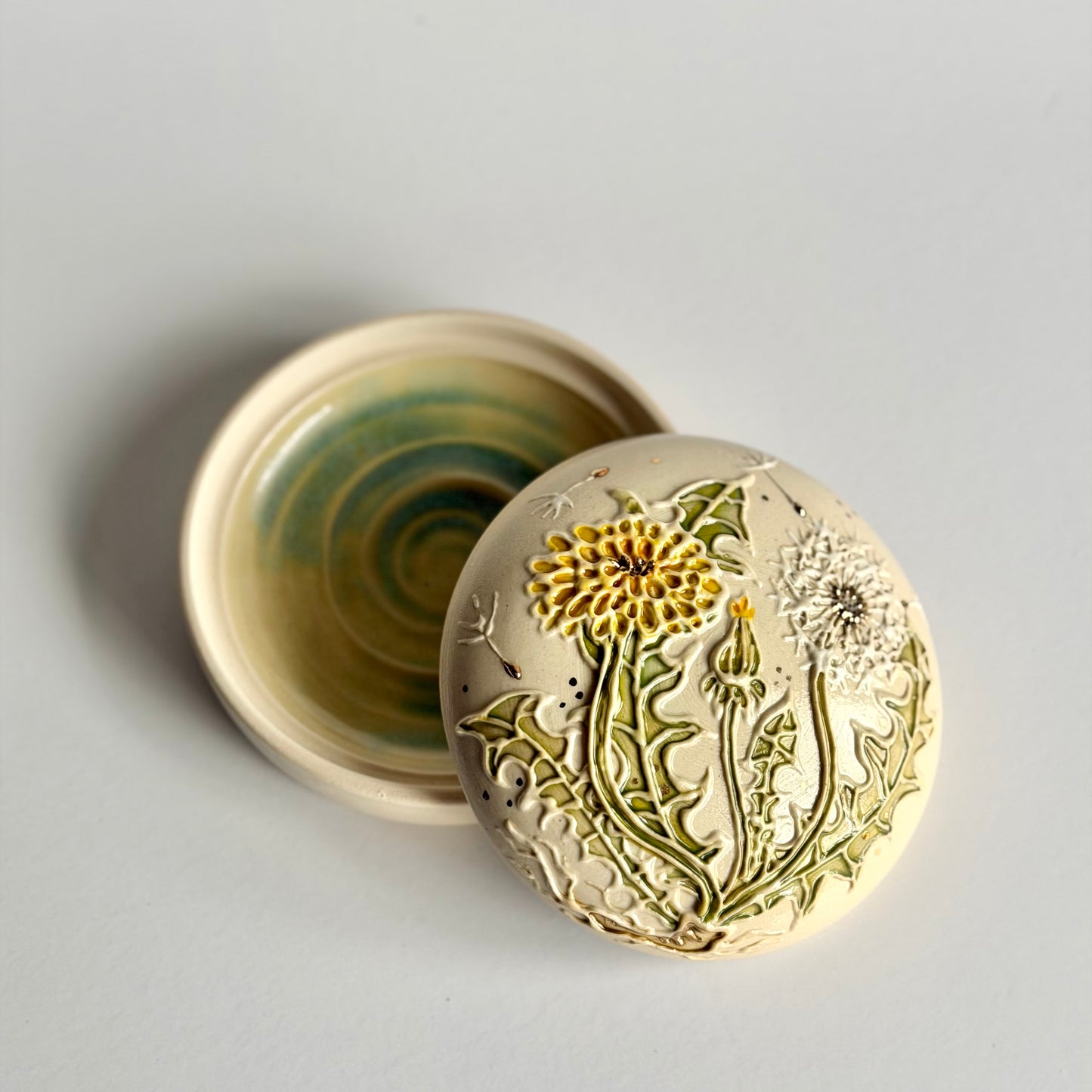 Trinket Box: Dandelion #4158