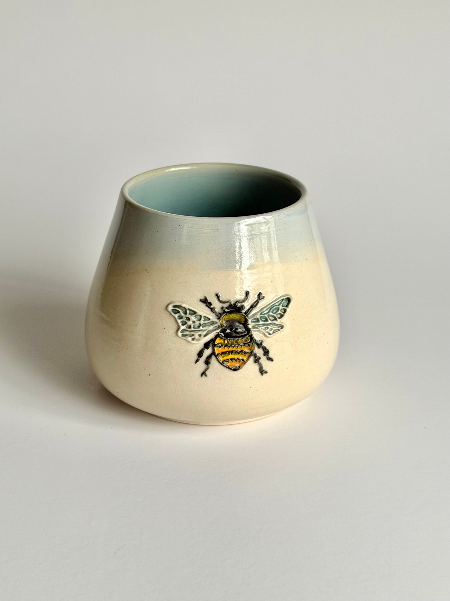 Winged Ones Cup: Bumblebee (A) #4152