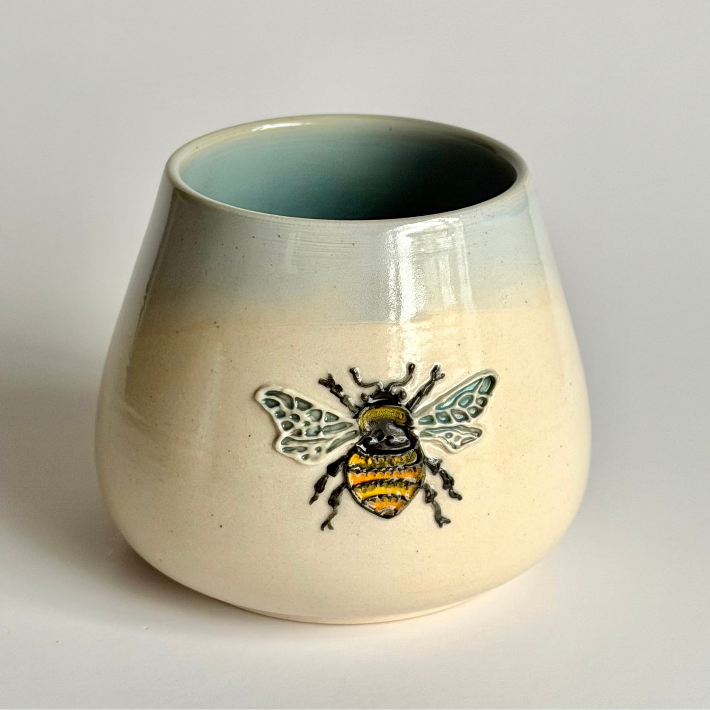 Winged Ones Cup: Bumblebee (A) #4152