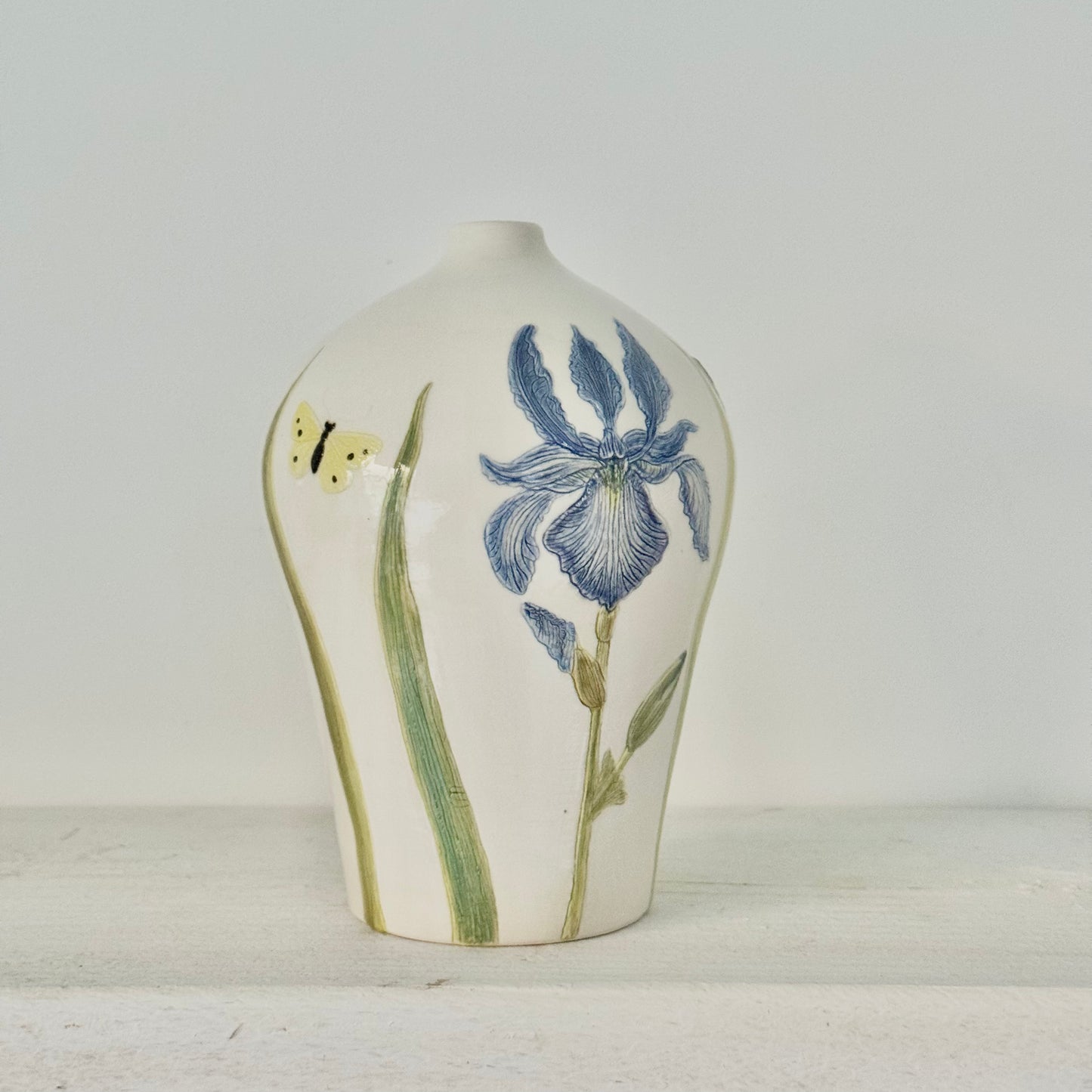 Iris & Cabbage White  #4005