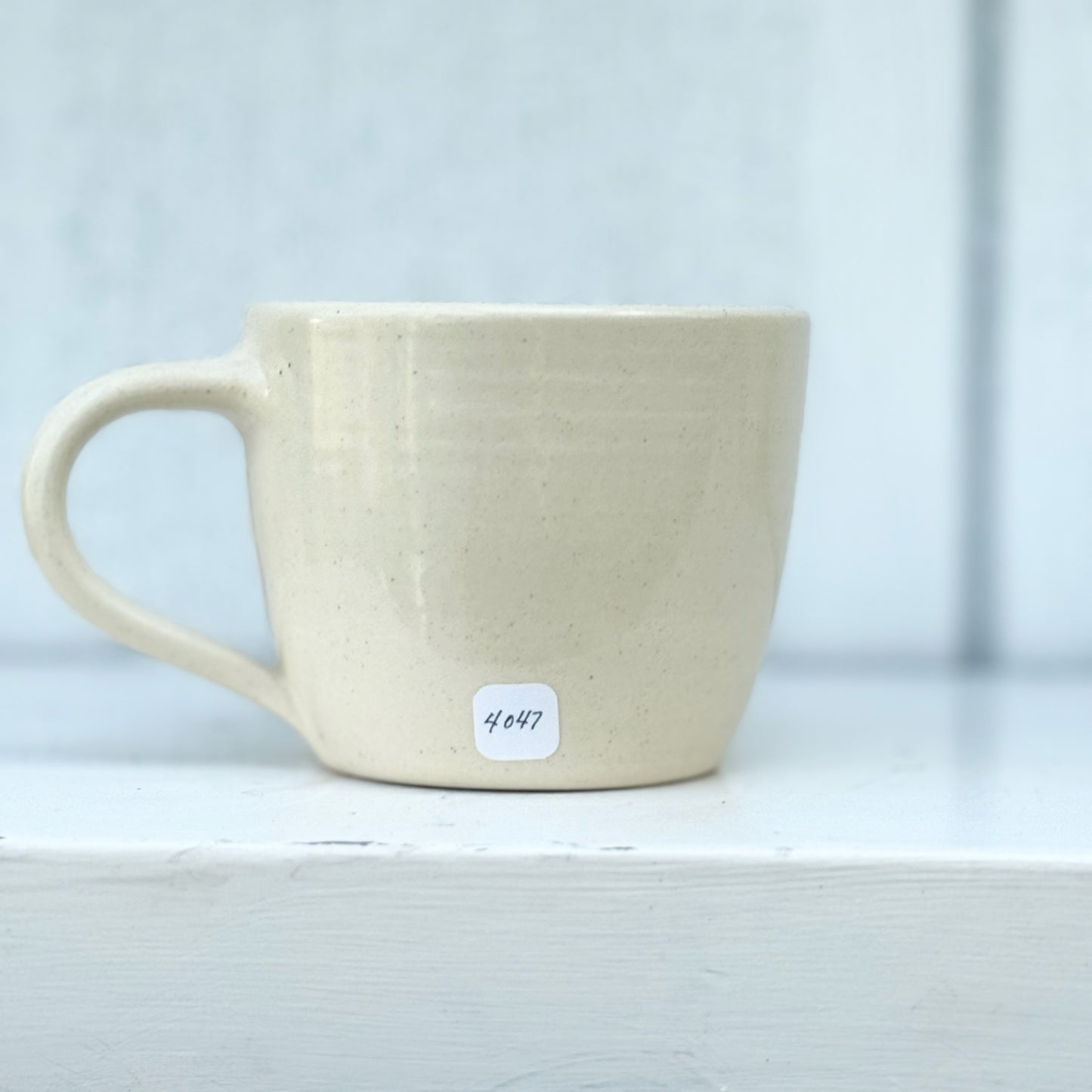 Poppy & Honeybee Botanical Mug #4047